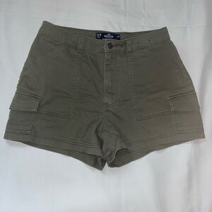 Hollister Green Cargo Shorts Casual Style